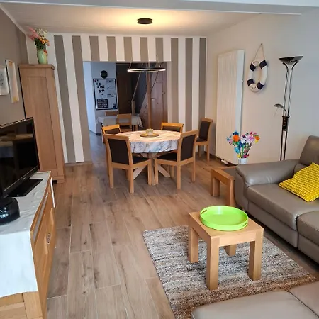 Zeeuitje Ferienhaus